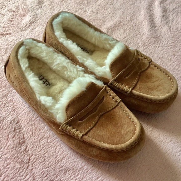 UGG Shoes - UGG Violette Slippers